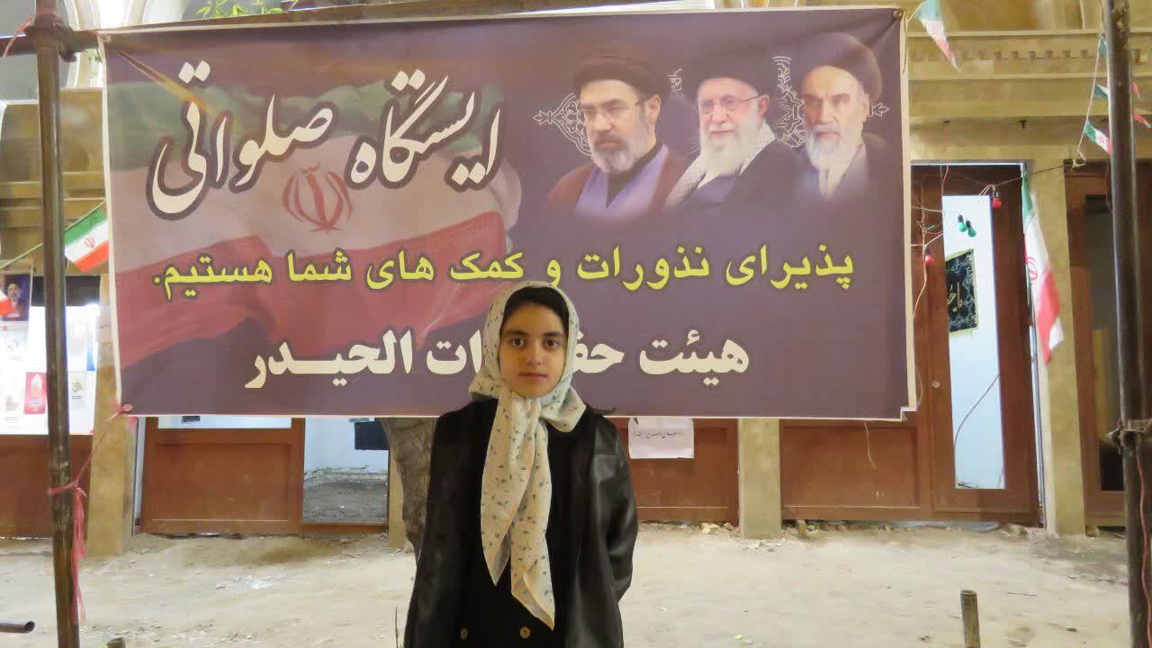 کودکان و نوجوانان هریسی پرچم داران تجمعات حماسی شبانه