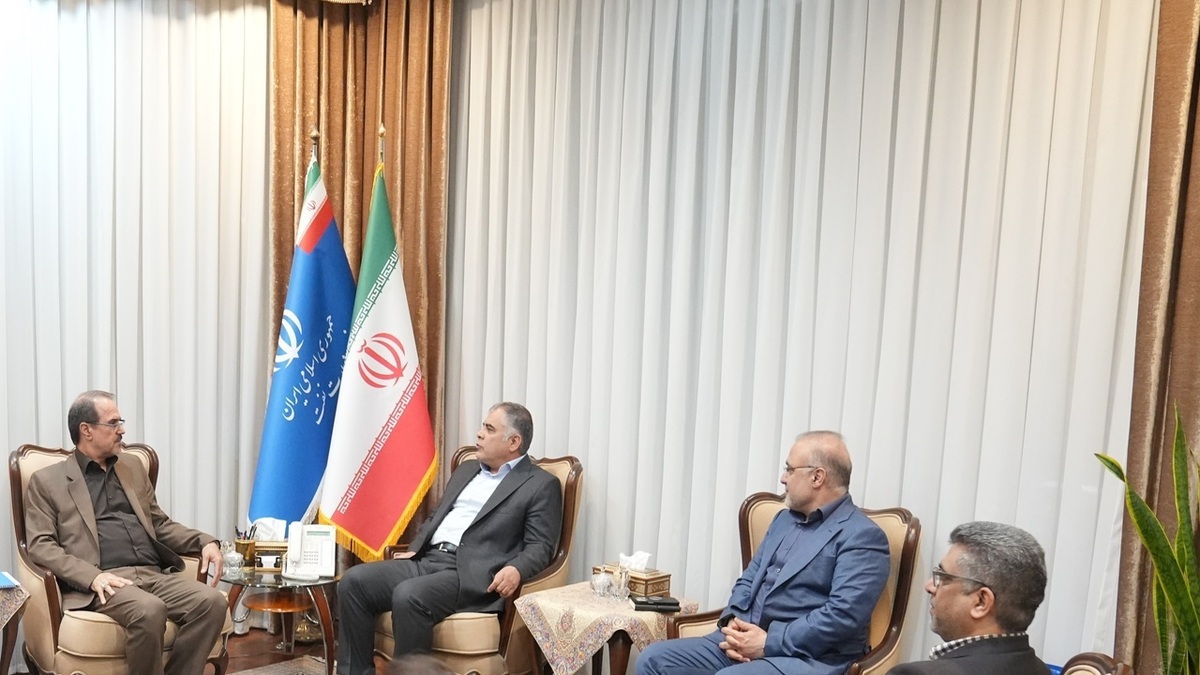 باشگاه خبرنگاران -در بازسازی اماکن آسیب‌دیده از بخش خصوصی توانمند در امور نفت و پتروشیمی استفاده شود