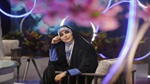 دلتنگی مژده لواسانی برای روز‌های شلوغ نمایشگاه کتاب/ دلگرمی‌ام روشن ماندن چراغ نمایشگاه است