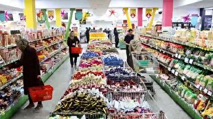 با گران‌فروشی برخورد قاطع می‌شود؛ کمبودی در کالاهای اساسی نداریم