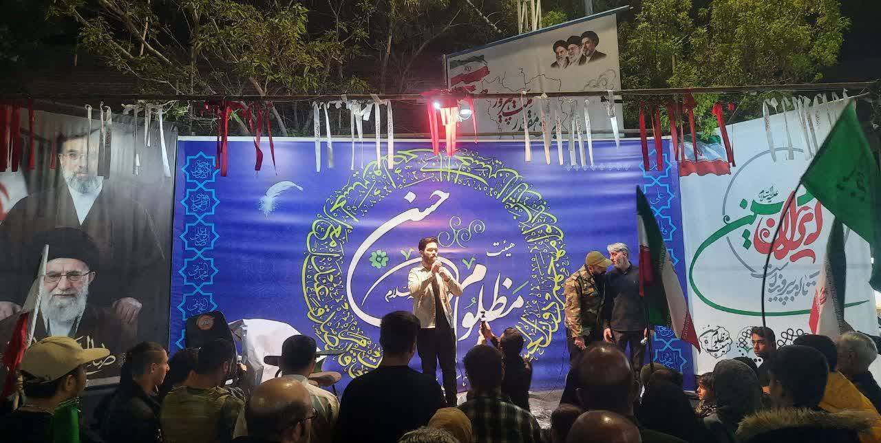 اجرای تئاتر خیابانی &laquo;دانش آموزان مدرسه میناب&raquo; در ارومیه + تصویر