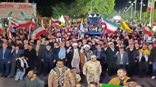 حماسه آفرینی مردم انقلابی خوی در تجمع اقتدار و مقاومت + عکس