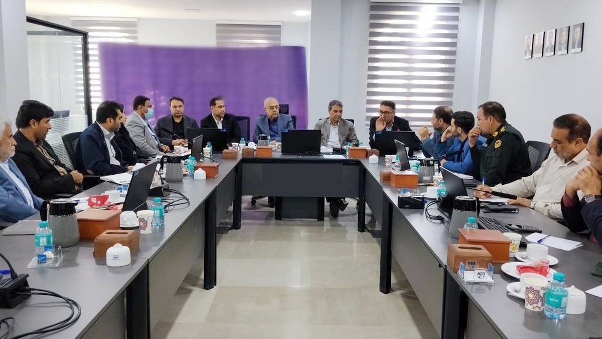 باشگاه خبرنگاران -استاندار هرمزگان: آغاز پایش هوشمند جایگاه‌های سوخت از فردا / پیگیری برای افزایش سهمیه بنزین استان