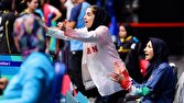 سیما لیموچی رئیس کمیته جهانی پاراتنیس روی میز شد