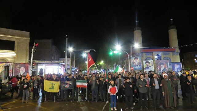 هریس در شب بارانی؛ نمایش اقتدار و اتحاد در میدان همدلی