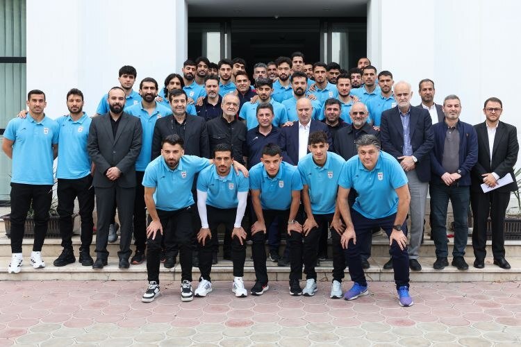 رئیس جمهور در جمع بازیکنان تیم ملی فوتبال