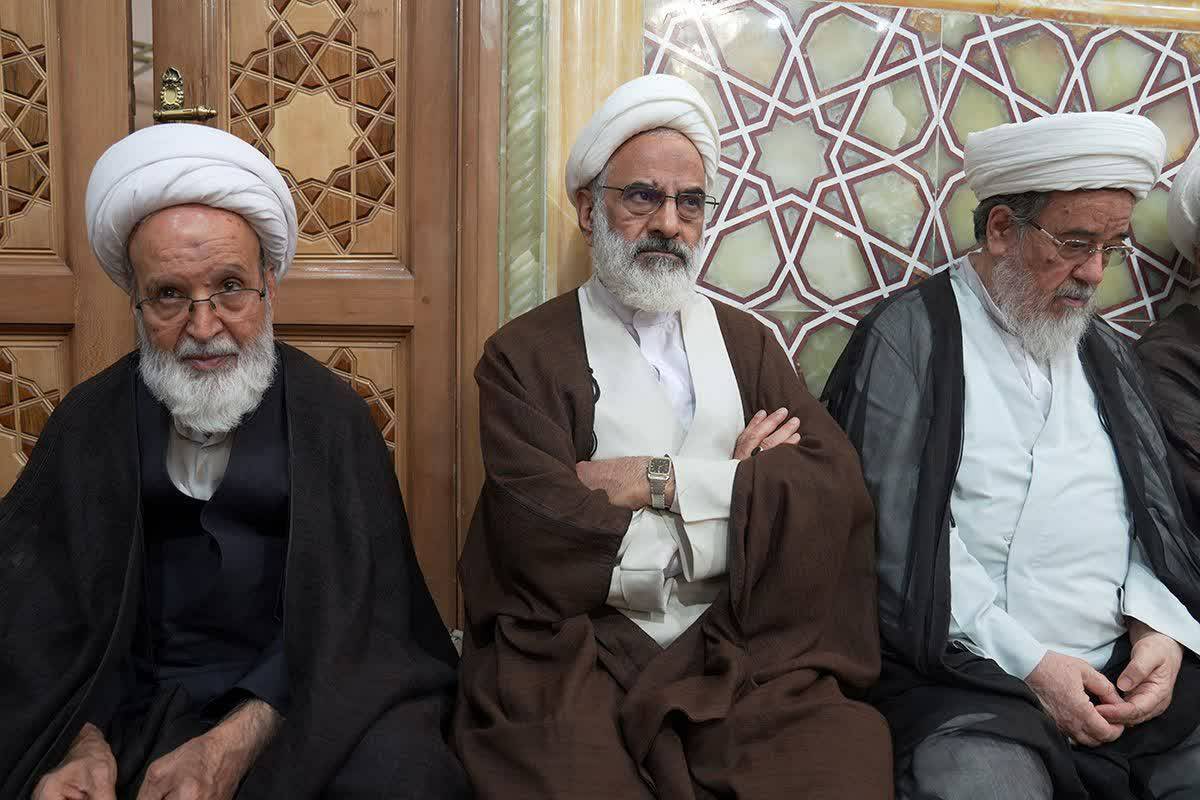 هفدهمین سالگرد ارتحال آیت&zwnj;الله بهجت(ره) در حرم حضرت معصومه(س) برگزار شد