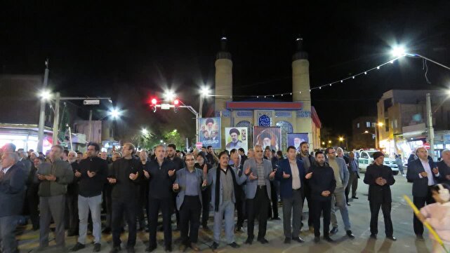 تجمع شبانه در هریس