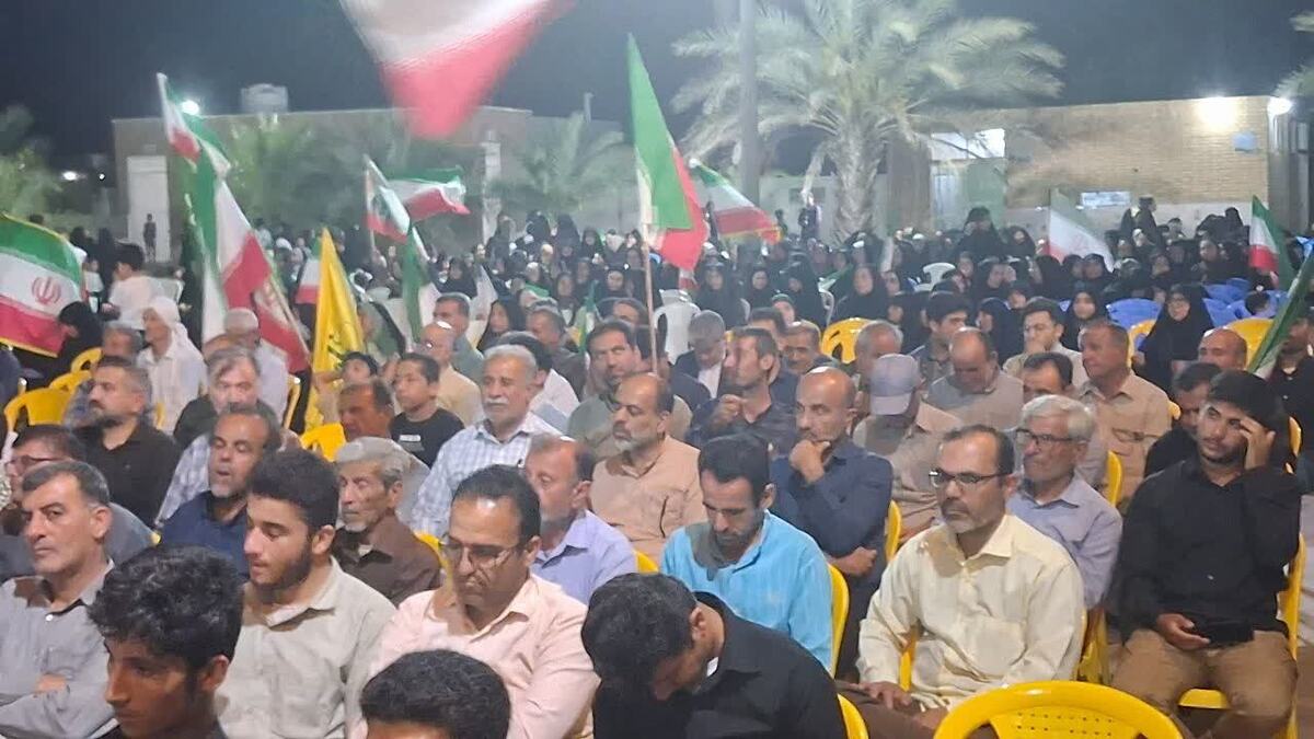 اجتماع باشکوه مردم انقلابی آبدان در شب های اقتدار و مقاومت