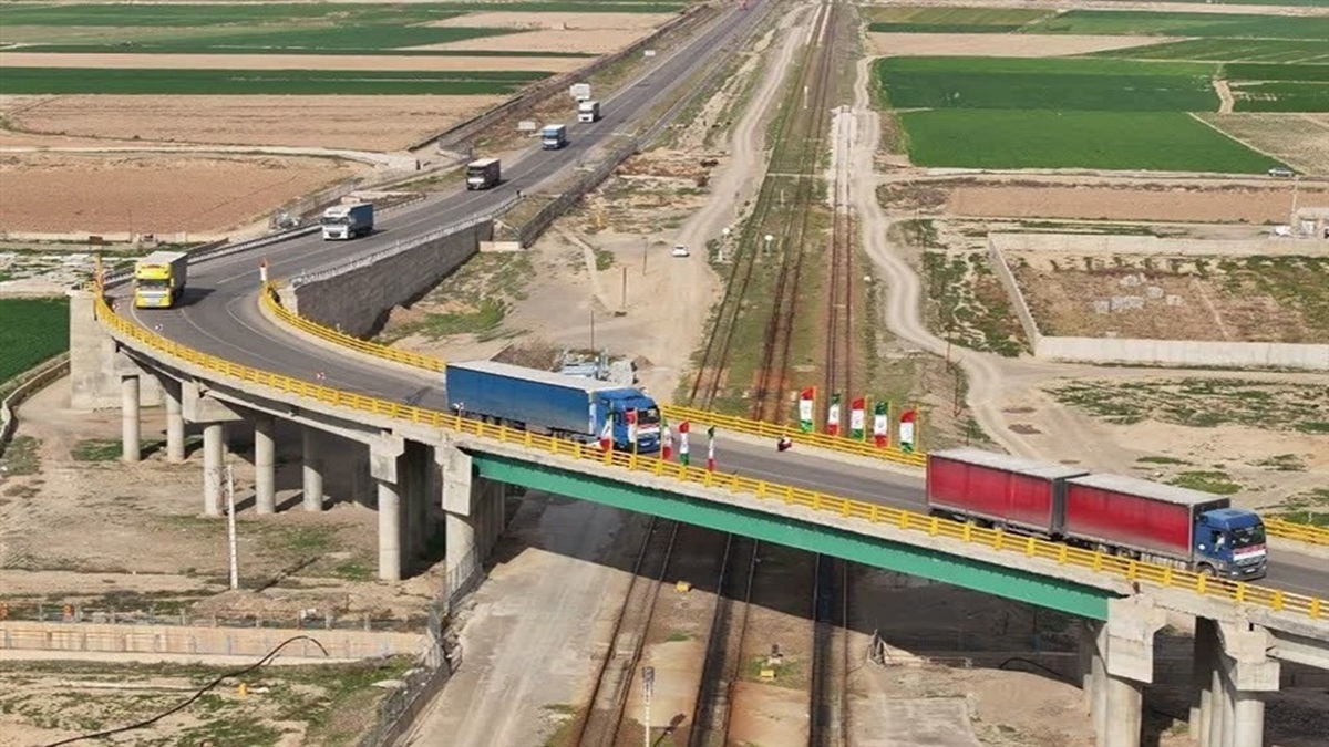 نماد انسانیت در میدان جنگ + فیلم