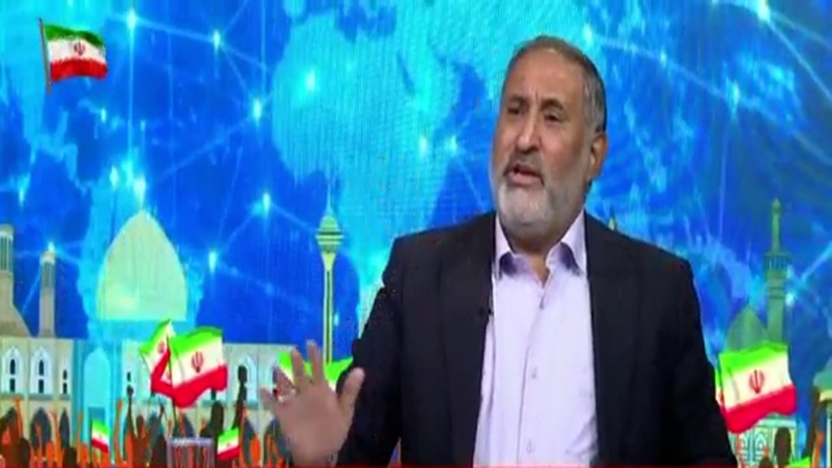 خاطره علیرضا قزوه از رهبر شهید انقلاب + فیلم