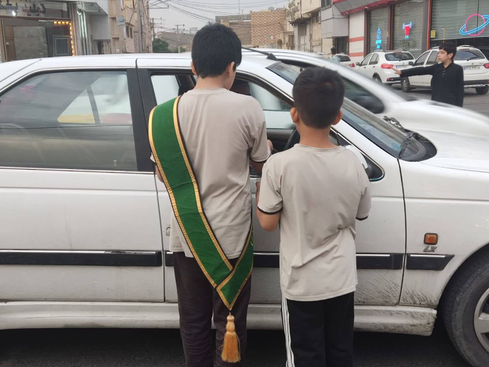 برپایی ایستگاه صلواتی در قم به مناسبت شهادت امام جواد(ع)