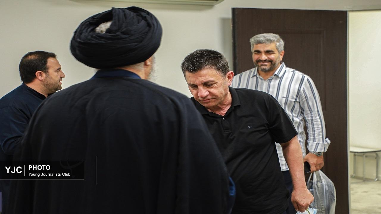 تشرف امیر قلعه نویی به مسجد مقدس مسجد جمکران +تصاویر