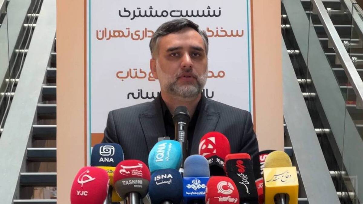 باشگاه خبرنگاران -تشکیل باغ کتاب ایده رهبر شهید بود