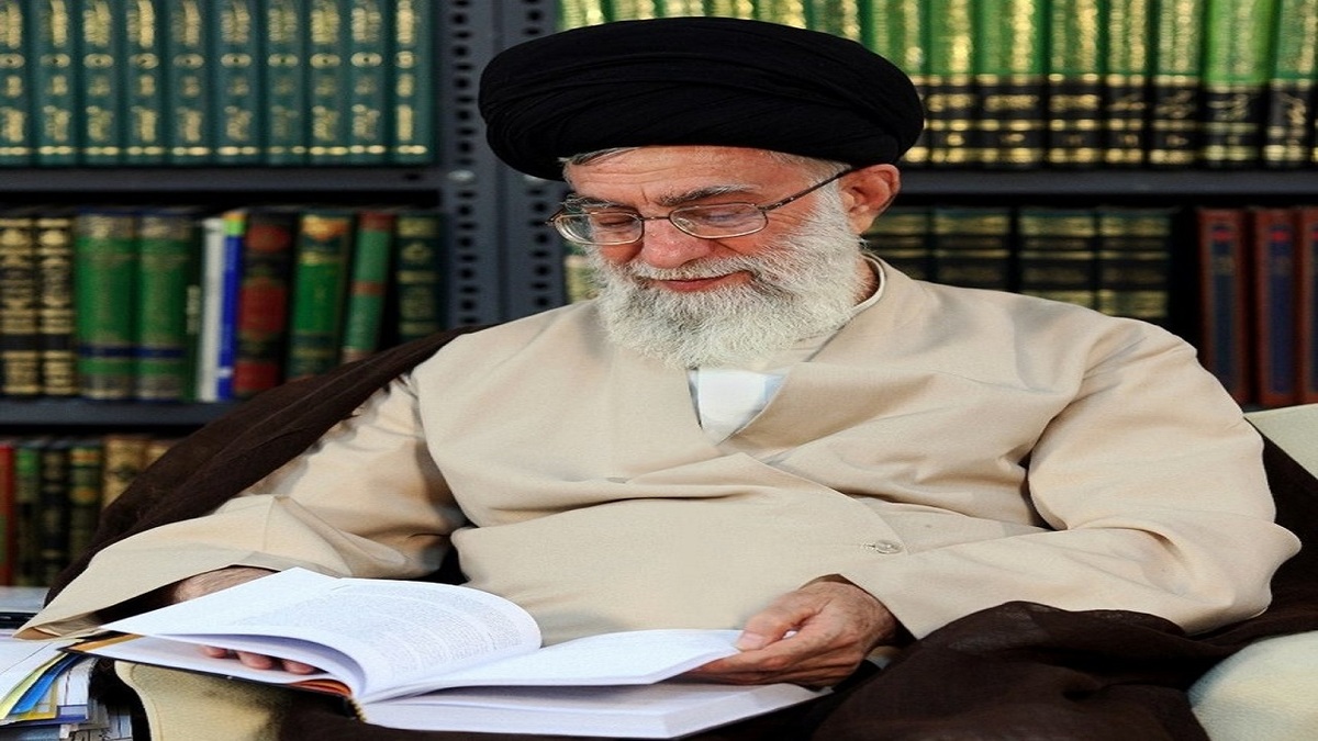 باشگاه خبرنگاران -ترویج فرهنگ مطالعه؛ راهکار‌های عملی رهبر شهید انقلاب و فهرست کتاب‌های برگزیده