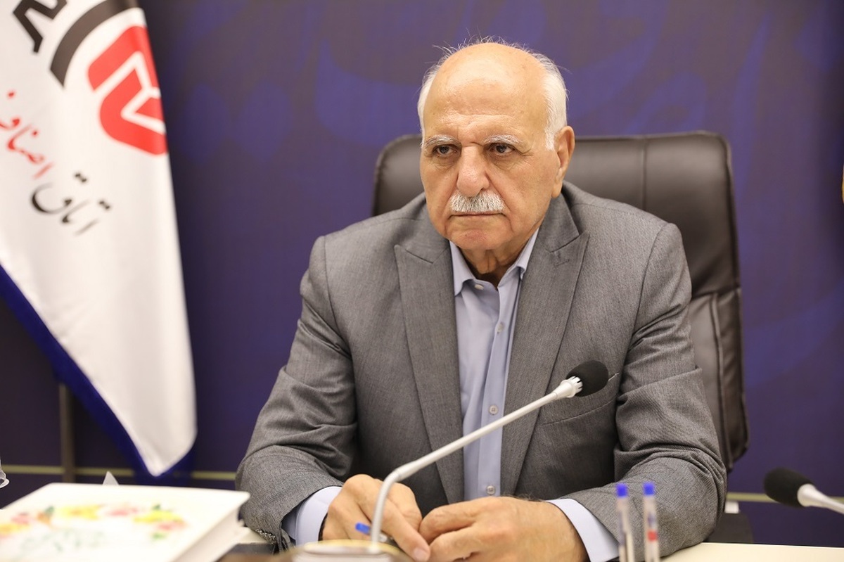 باشگاه خبرنگاران -موضوع حمایت از تولید، توزیع و تأمین مواد اولیه اصناف  در دستور کار قرار گیرد