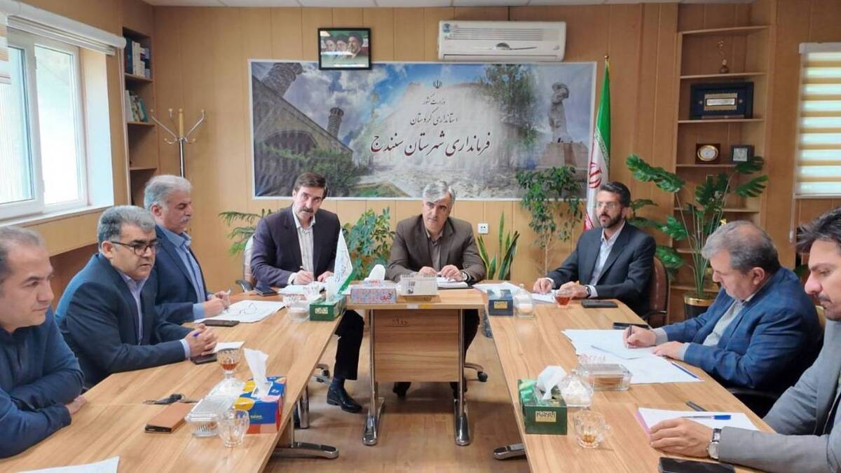 باشگاه خبرنگاران -۶۲ میلیارد تومان به خسارت دیدگان جنگ تحمیلی در سنندج پرداخت شد