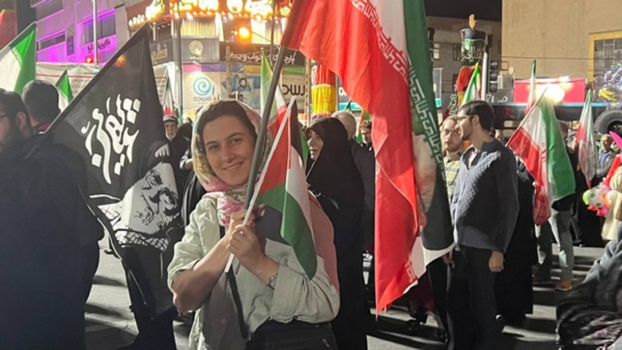 آقای خامنه‌ای ما را دوست داشت