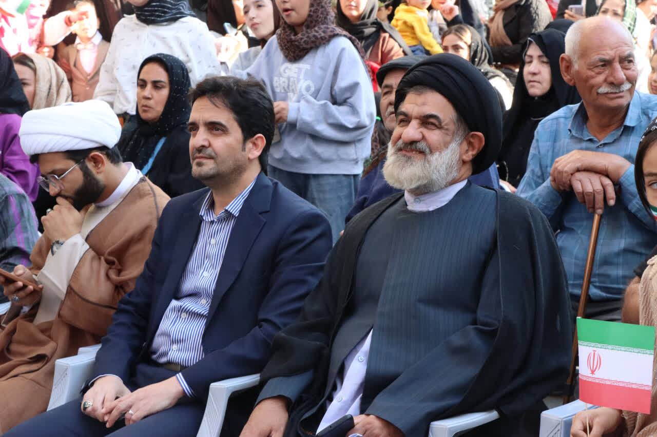 تجدید میثاق دختران روستای همدانک با آرمان&zwnj;های انقلاب اسلامی