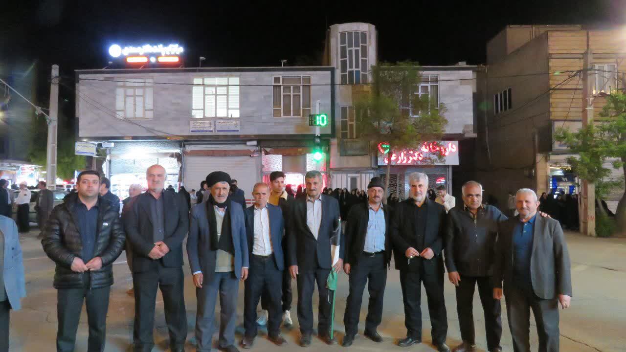 رژه با شکوه جانفدائیان و شاه حسین گویان روستای نمرور در بیعت با رهبری