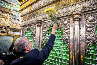 غبارروبی حرم مطهر حضرت عبدالعظیم الحسنی (ع)