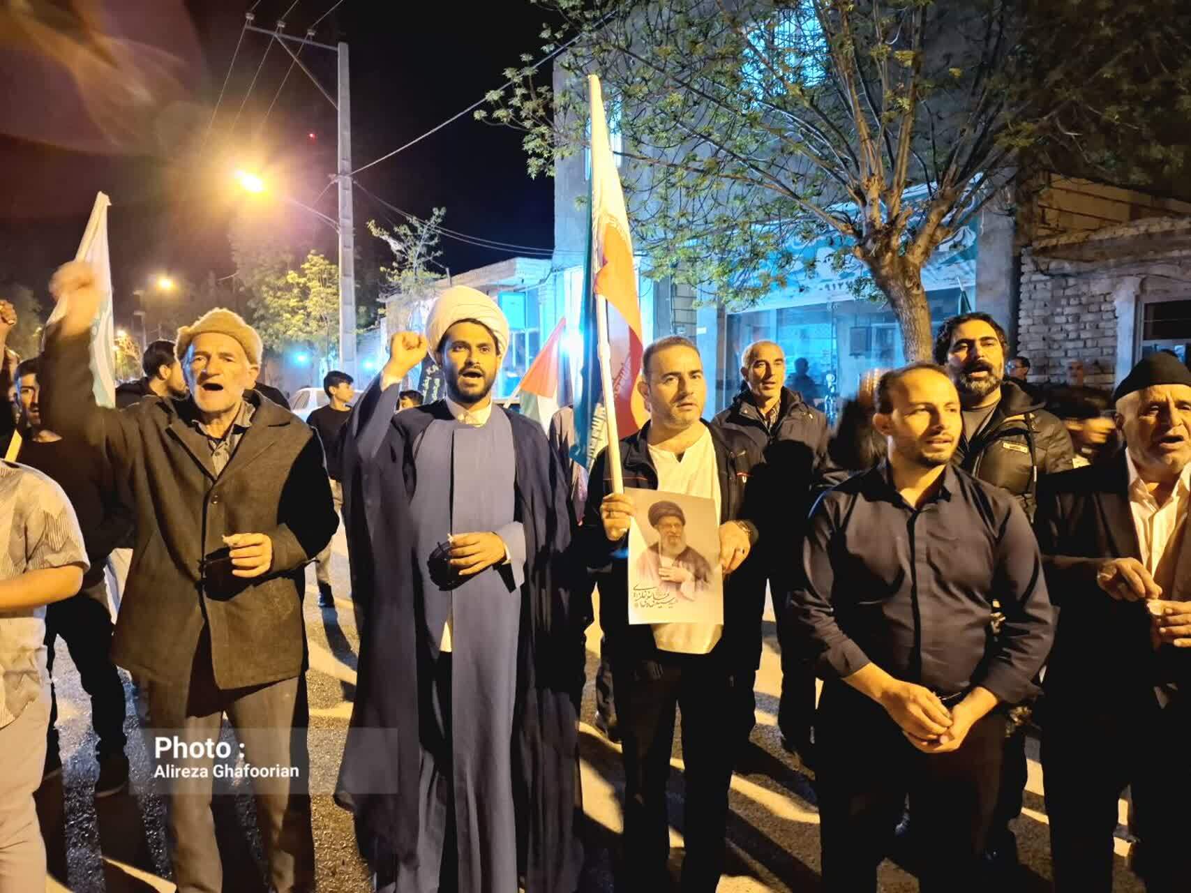 حضور اقشار مختلف انقلابی و بصیر نردین در اجتماع شبهای اقتدار حضور اقشار مختلف انقلابی و بصیر نردین در اجتماع شبهای اقتدار