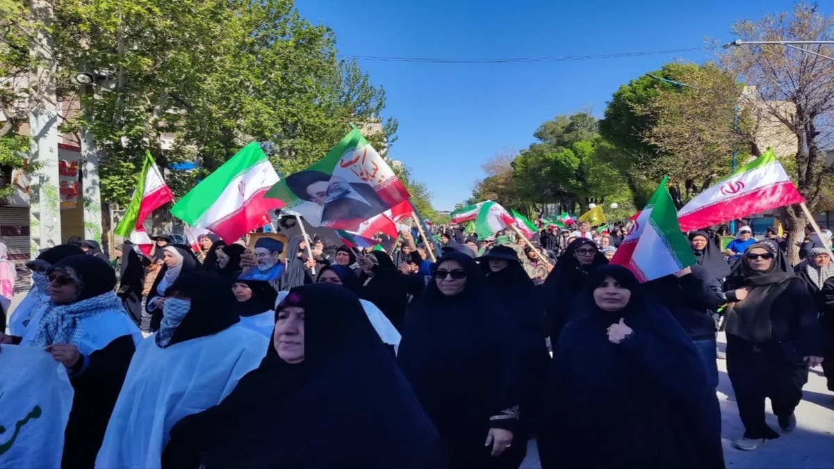 باشگاه خبرنگاران -برگزاری رزمایش دختران جانفدا در بروجرد به روایت تصاویر