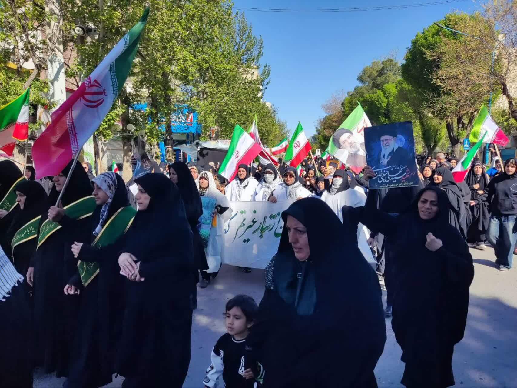 برگزاری رزمایش دختران جانفدا برگزاری رزمایش دختران جانفدا