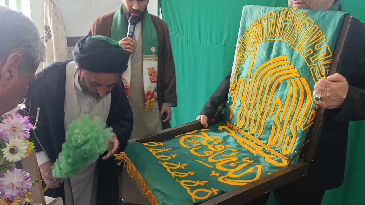 بوی عطر امام رضا (ع) در روستای زرگ طبس پیچید