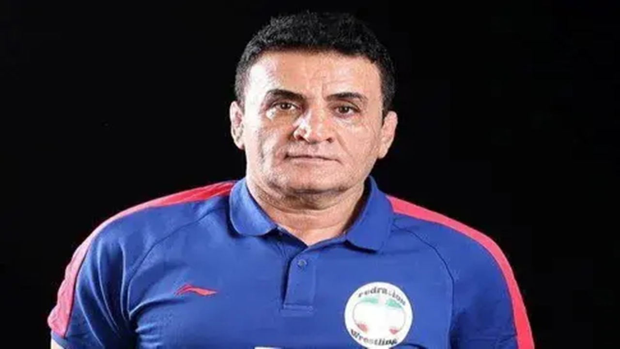 محمد بنا: از تمام کشتی گیرانم راضی هستم