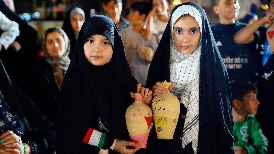 هزار و یک قلک مهربانی در قم برای همدلی با آسیب دیدگان جنگی تحمیلی شکست