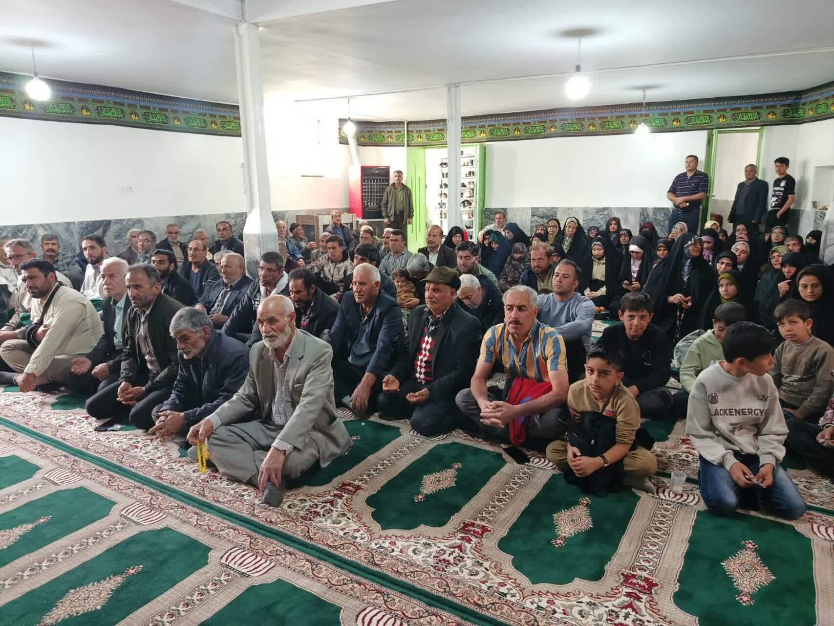 کاروان زیر سایه خورشید به روستای گردشگری توآباد رسید