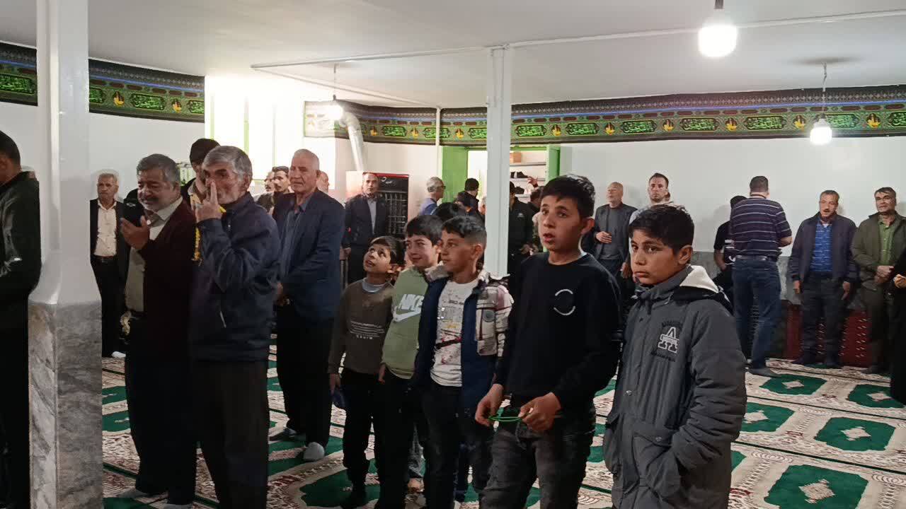 کاروان زیر سایه خورشید به روستای گردشگری توآباد رسید