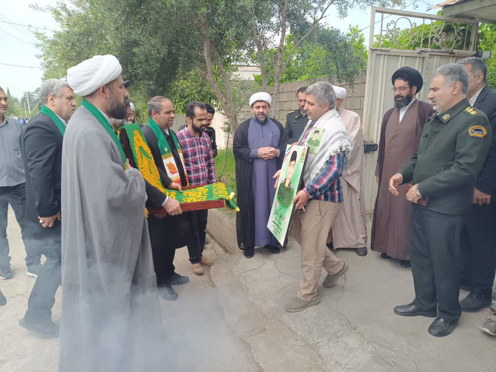 پرچم متبرک رضوی در خانواده شهید امید گوکلانی