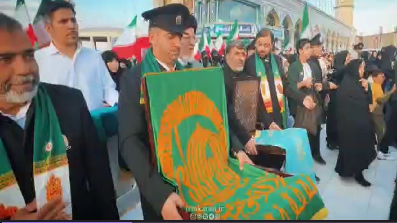 مسجد مقدس جمکران آکنده از عطر حرم رضوی شد+فیلم