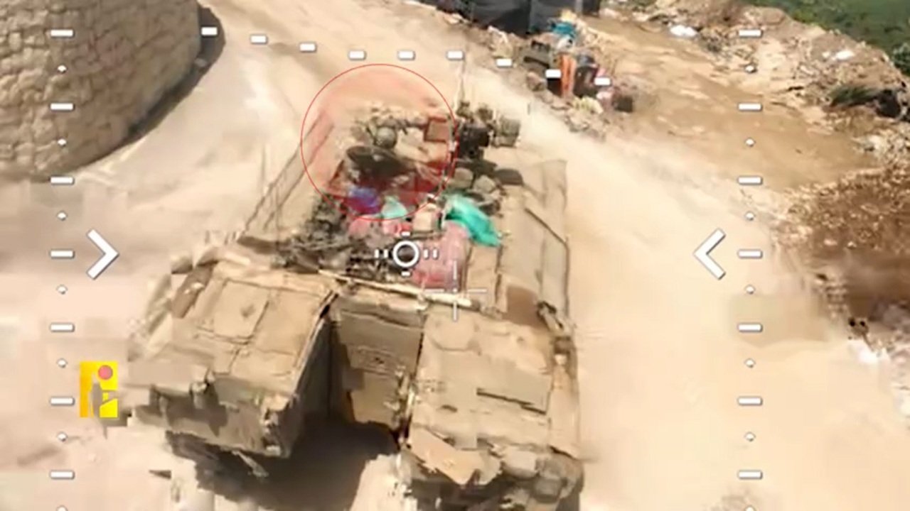 لحظه انهدام نفربر زرهی ارتش اسرائیل با حمله پهپادی حزب‌الله در جنوب لبنان + فیلم