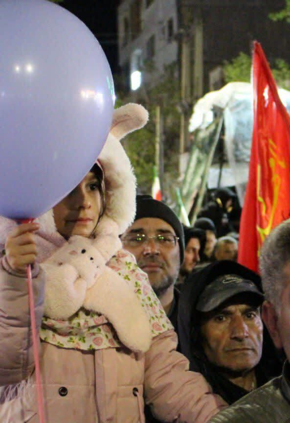 تصاویری از کودکان جان فدا در ابهر در شب میلاد امام رضا (ع)