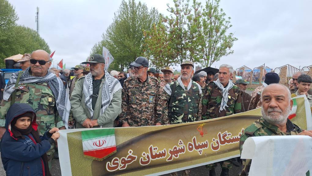 رژه جان فدایان امام رضایی در خوی+فیلم وعکس
