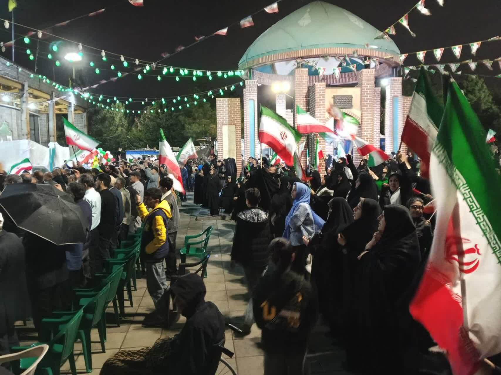 اجتماع با صلابت خاورشهری&zwnj;ها در تجمع اقتدار و مقاومت