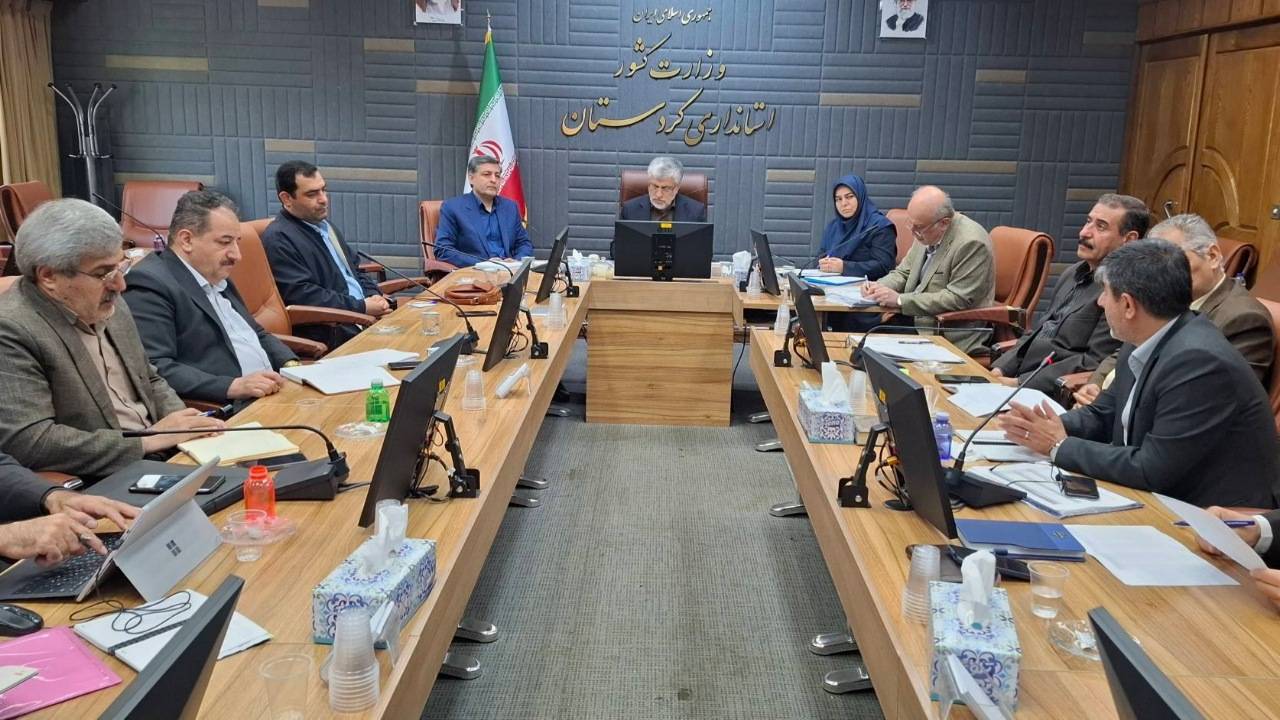 بیش از ۲۳۵۰ تن کالای اساسی از بازارچه‌های مرزی کردستان وارد شد