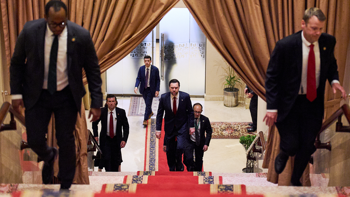 باشگاه خبرنگاران -الجزیره: فضای مثبتی در گفت‌و‌گو‌ها ایجاد شده که مهم است، اما کافی نیست