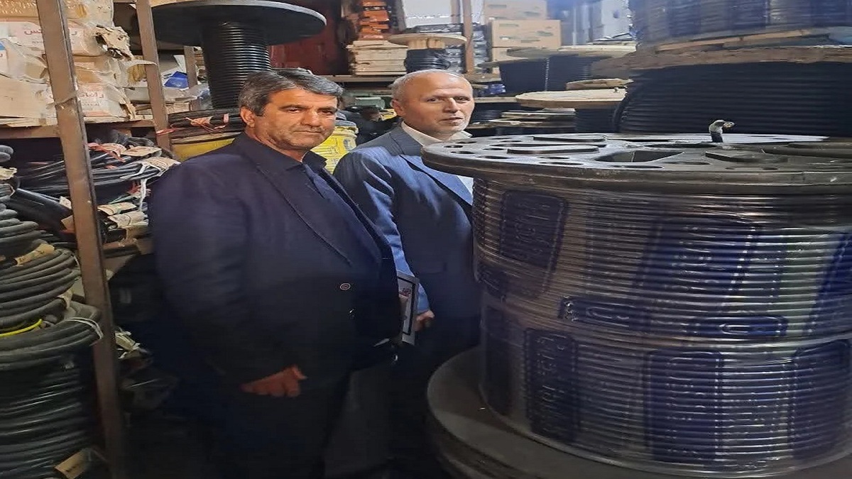 باشگاه خبرنگاران -کشف و پلمب انبار بزرگ احتکار سیم، کابل و پمپ آب در آمل