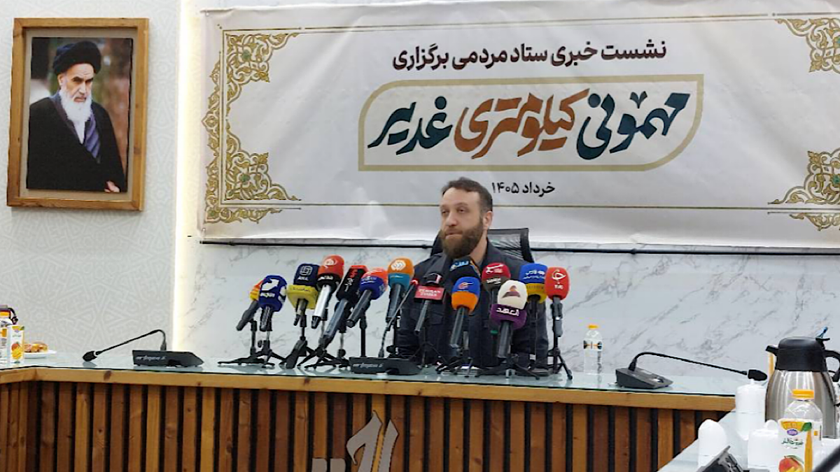 آماده سازی حرم امیرالمومنین (ع) برای عید غدیر + فیلم