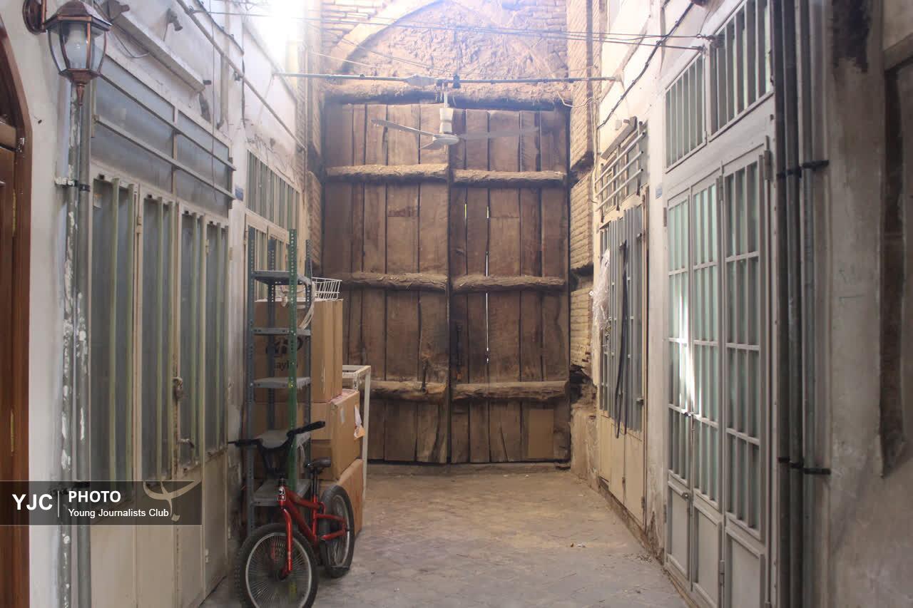 بازار بزرگ قم و تیمچه فرشگنجینه&zwnj;ای از معماری و هنر قم+تصاویر