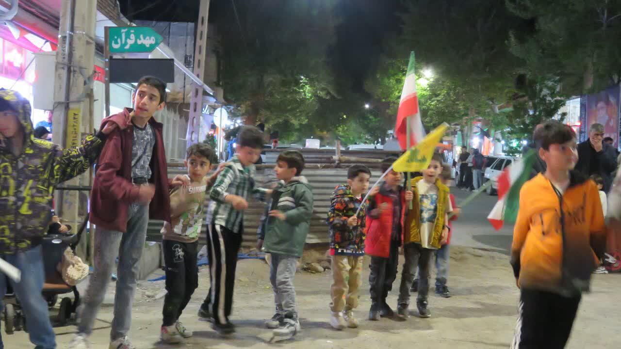 روایتی از دل میدان شهید مومنی هریس در شب ۹۴ تجمعات خیابانی