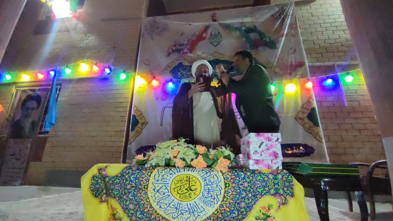 گزارش تصویری از طنین &laquo;من کنت مولا&raquo; در آسمان صالح&zwnj;آباد همدان
