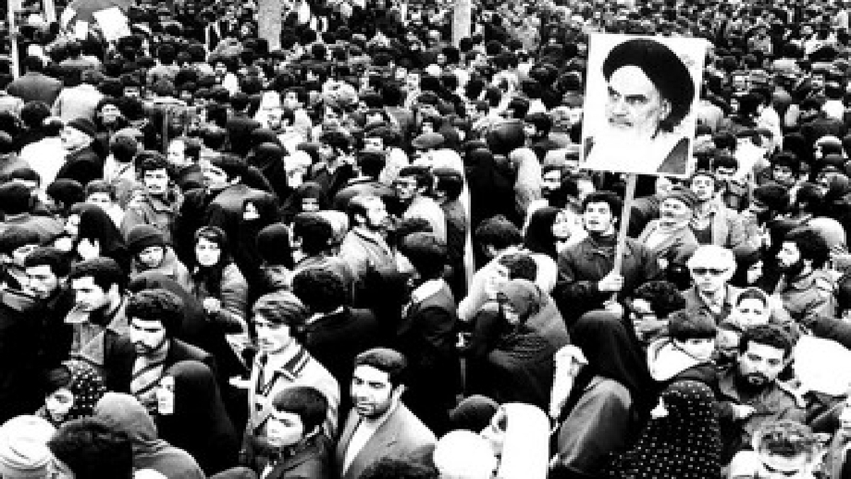 صد روزی که ورق را برگرداند + فیلم