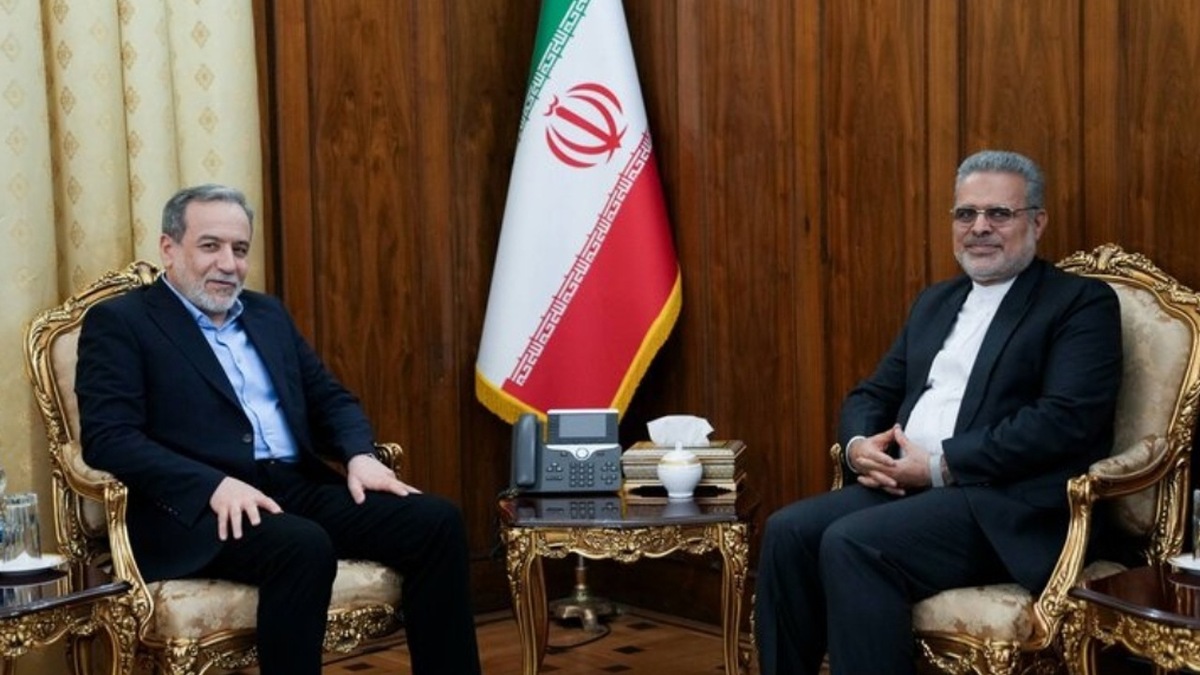 باشگاه خبرنگاران -دیدار سفیر جمهوری اسلامی ایران در ونزوئلا با وزیر امور خارجه