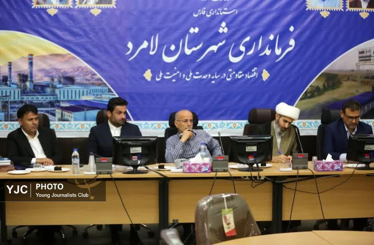 باشگاه خبرنگاران -مناطق مسکونی لامرد مستقیماً هدف قرار گرفتند/ تبیین ملی ابعاد حادثه لامرد