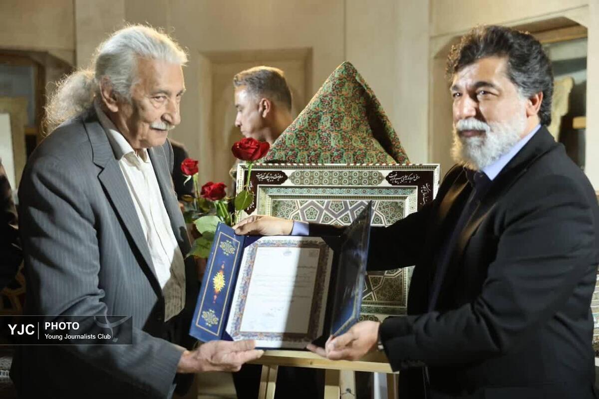 باشگاه خبرنگاران -رونمایی از کتیبه نفیس خاتم در ارگ کریم‌خان